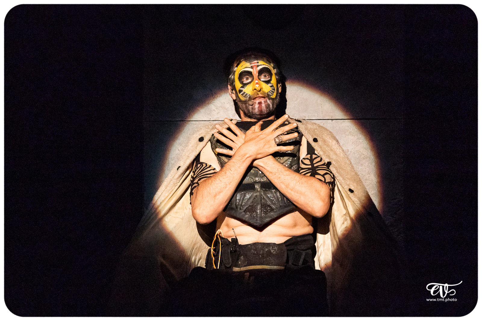 THE PRIMITALS (YLLANA & PRIMITAL BROTHERS)